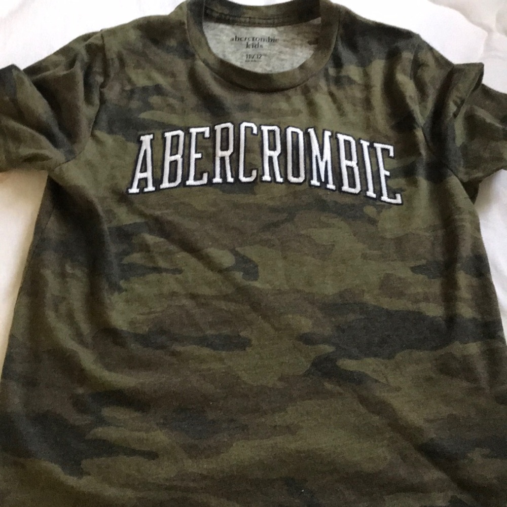 kids camo abercrombie tee